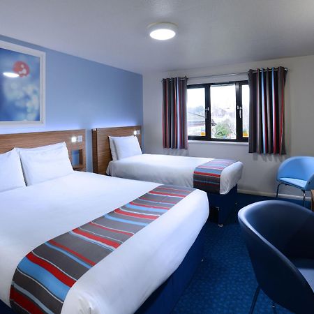 Travelodge Dublin Phoenix Park Castleknock Bagian luar foto