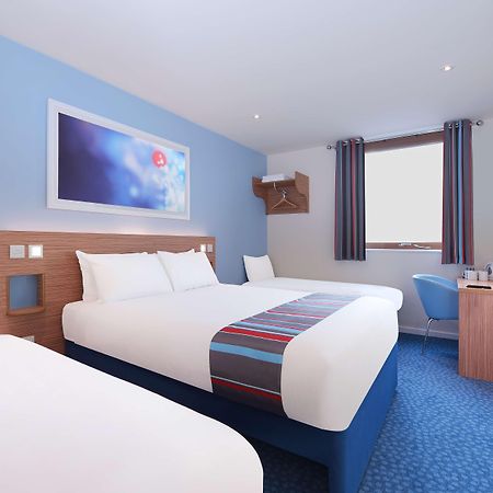 Travelodge Dublin Phoenix Park Castleknock Bagian luar foto