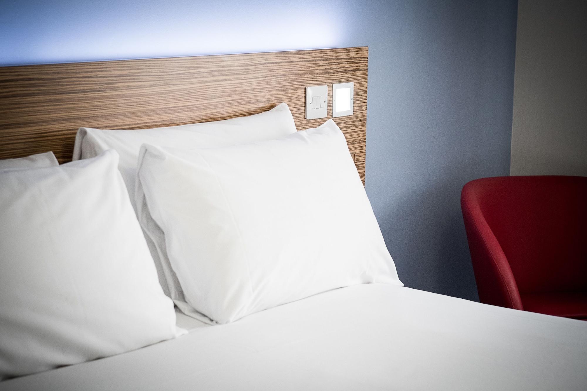 Travelodge Dublin Phoenix Park Castleknock Bagian luar foto